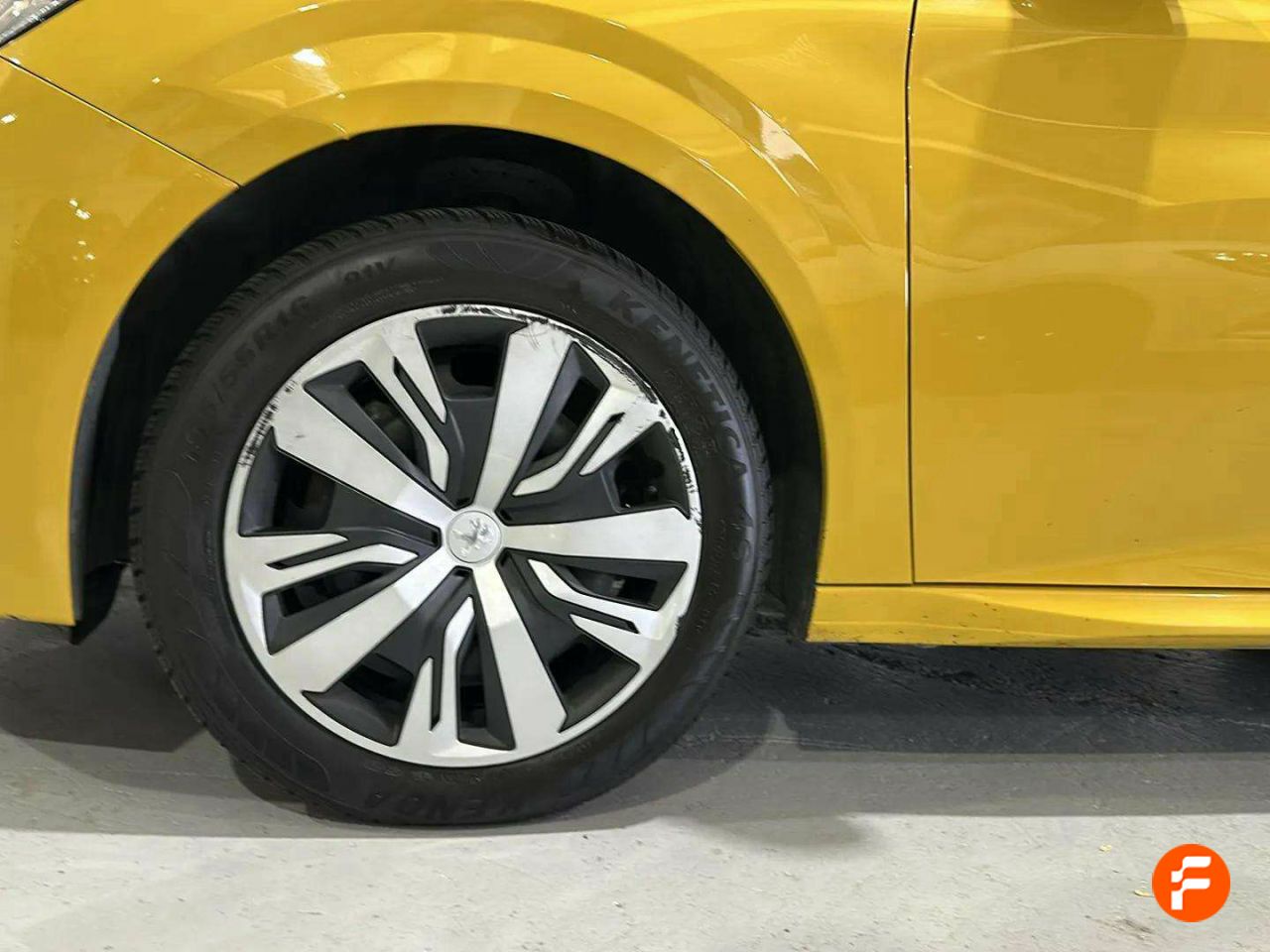 Foto Peugeot 208 18