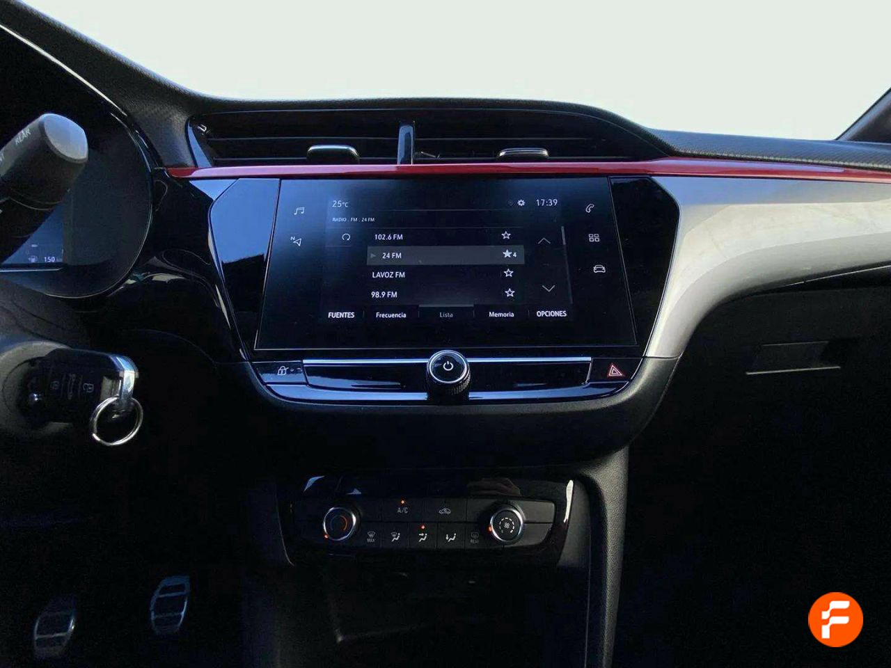 Foto Opel Corsa 11