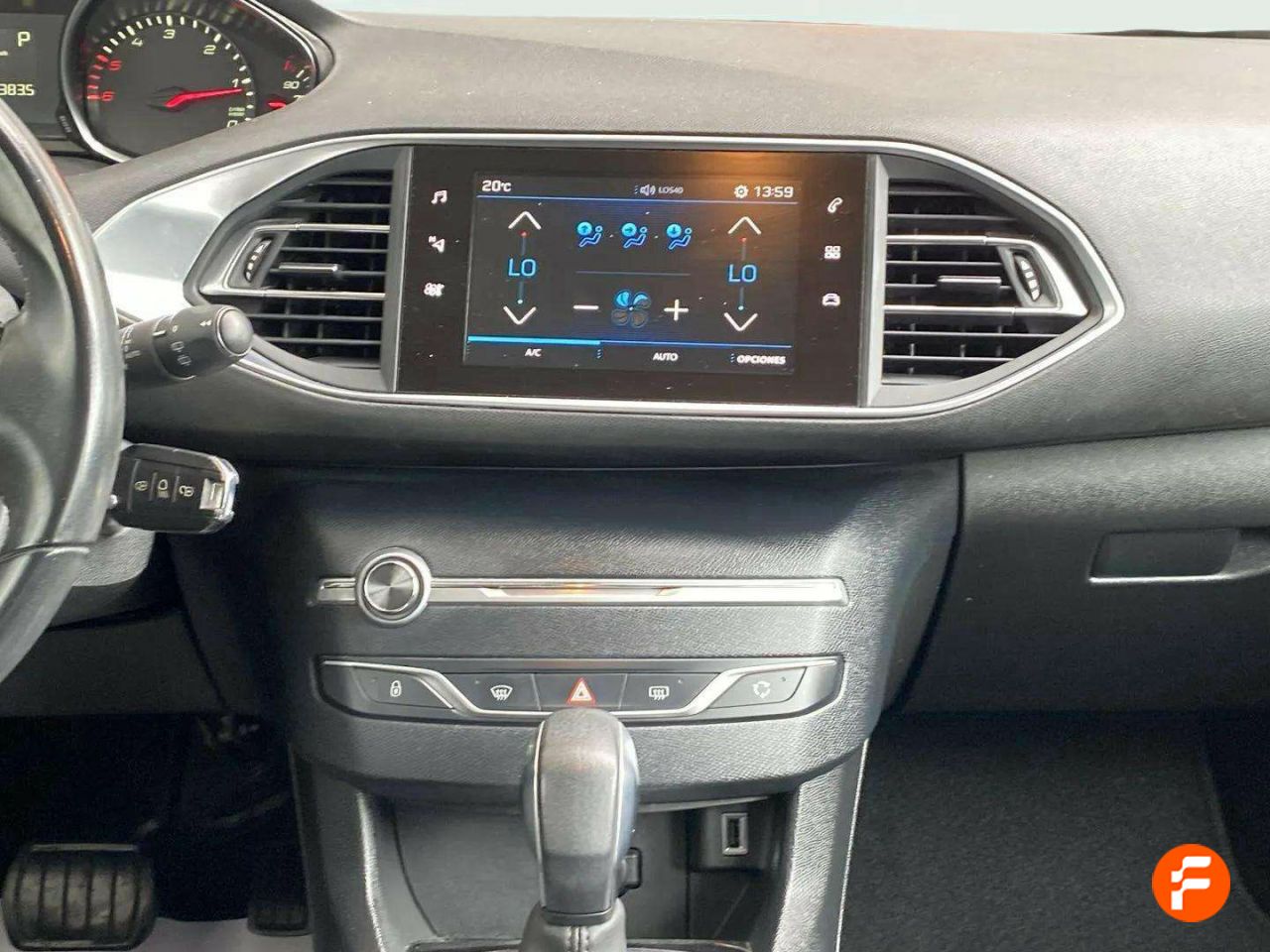 Foto Peugeot 308 12