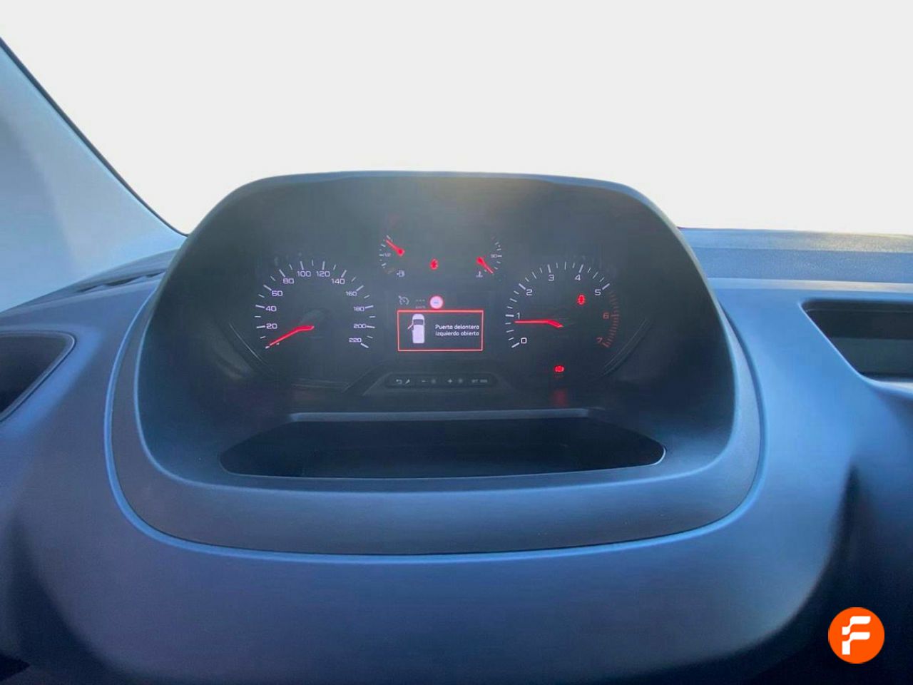 Foto Peugeot Rifter 15