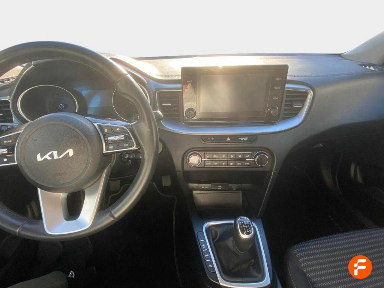 Foto Kia XCeed 11
