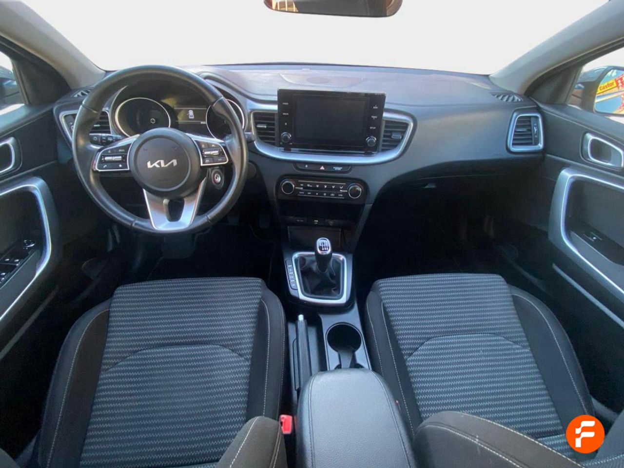 Foto Kia XCeed 13