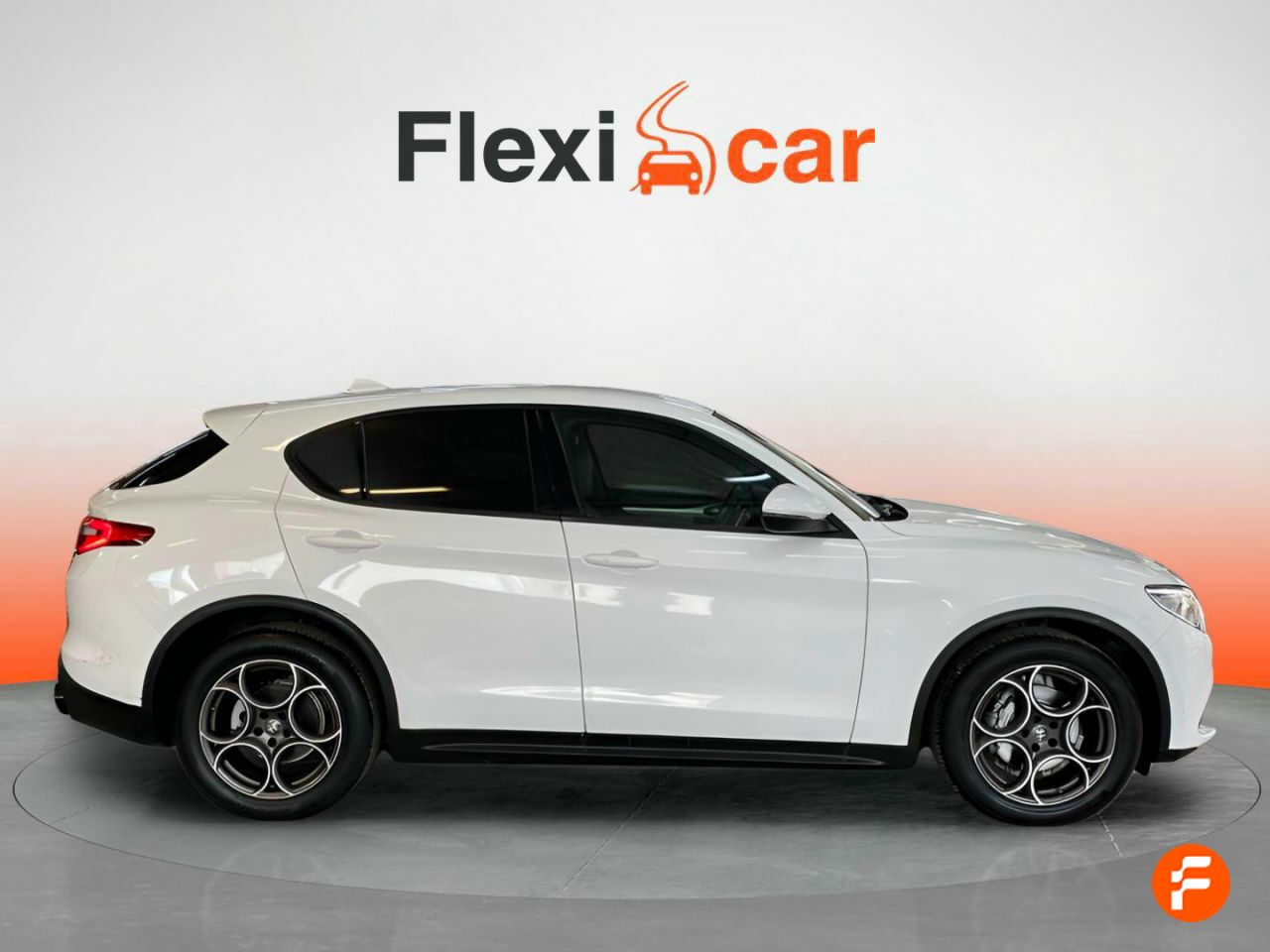 Foto Alfa Romeo Stelvio 2