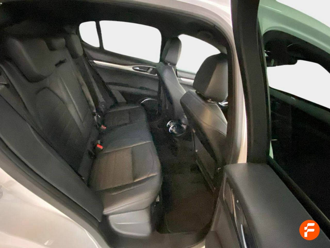 Foto Alfa Romeo Stelvio 9