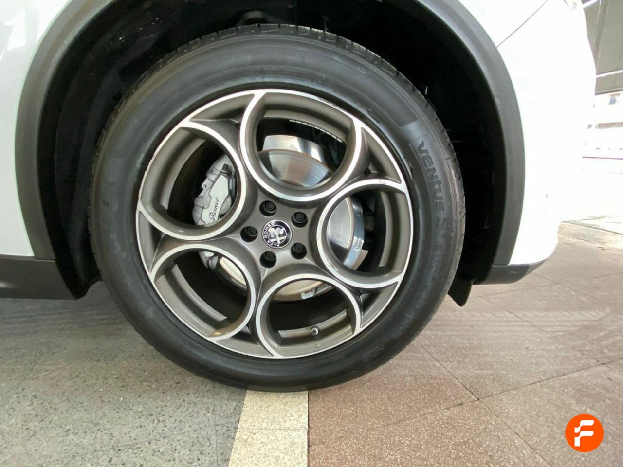 Foto Alfa Romeo Stelvio 15