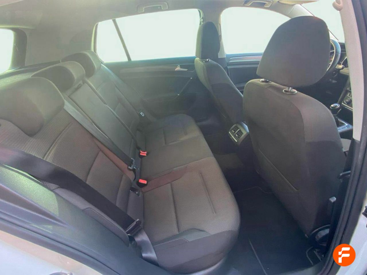 Foto Volkswagen Golf 11