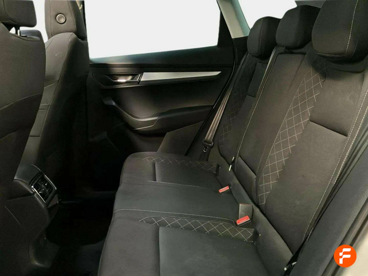 Foto Skoda Karoq 13