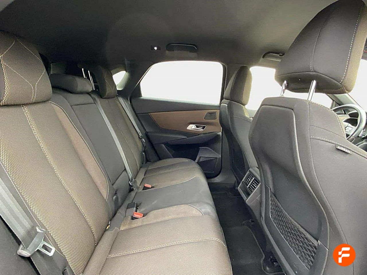 Foto DS Automobiles DS 7 15