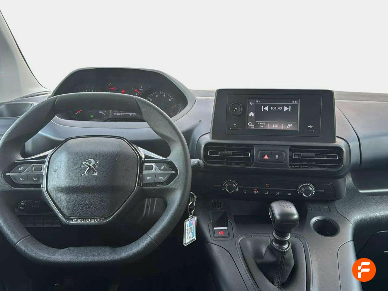 Foto Peugeot Rifter 8