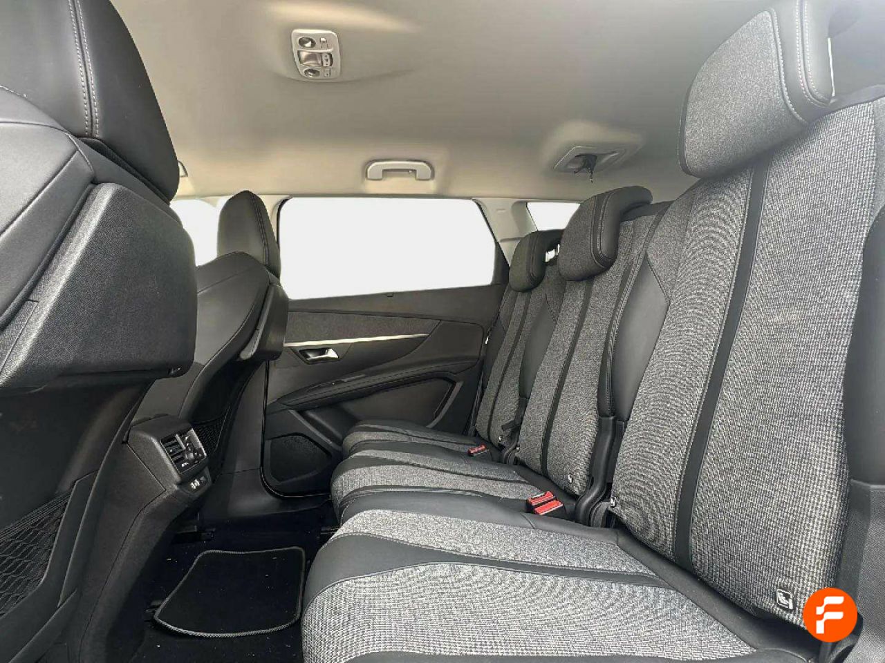 Foto Peugeot 5008 13