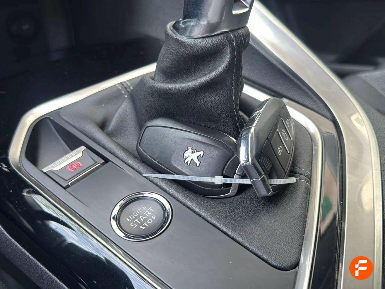 Foto Peugeot 5008 15