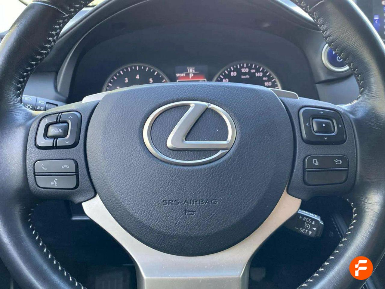 Foto Lexus NX 11