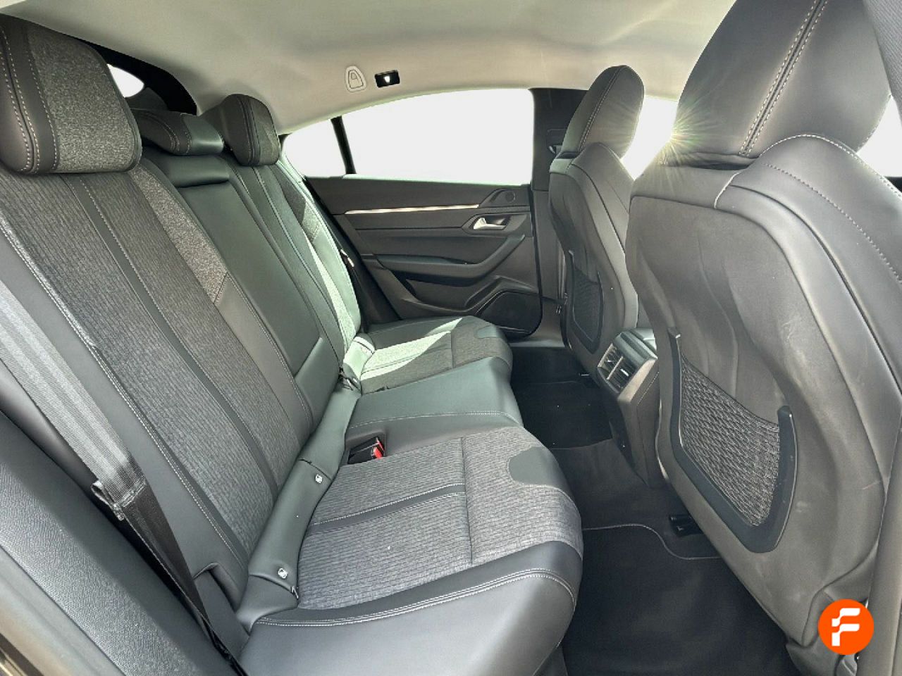 Foto Peugeot 508 16