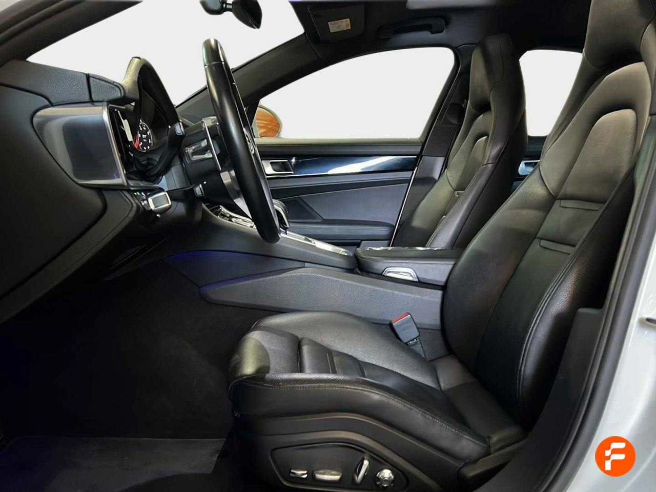 Foto Porsche Panamera 12