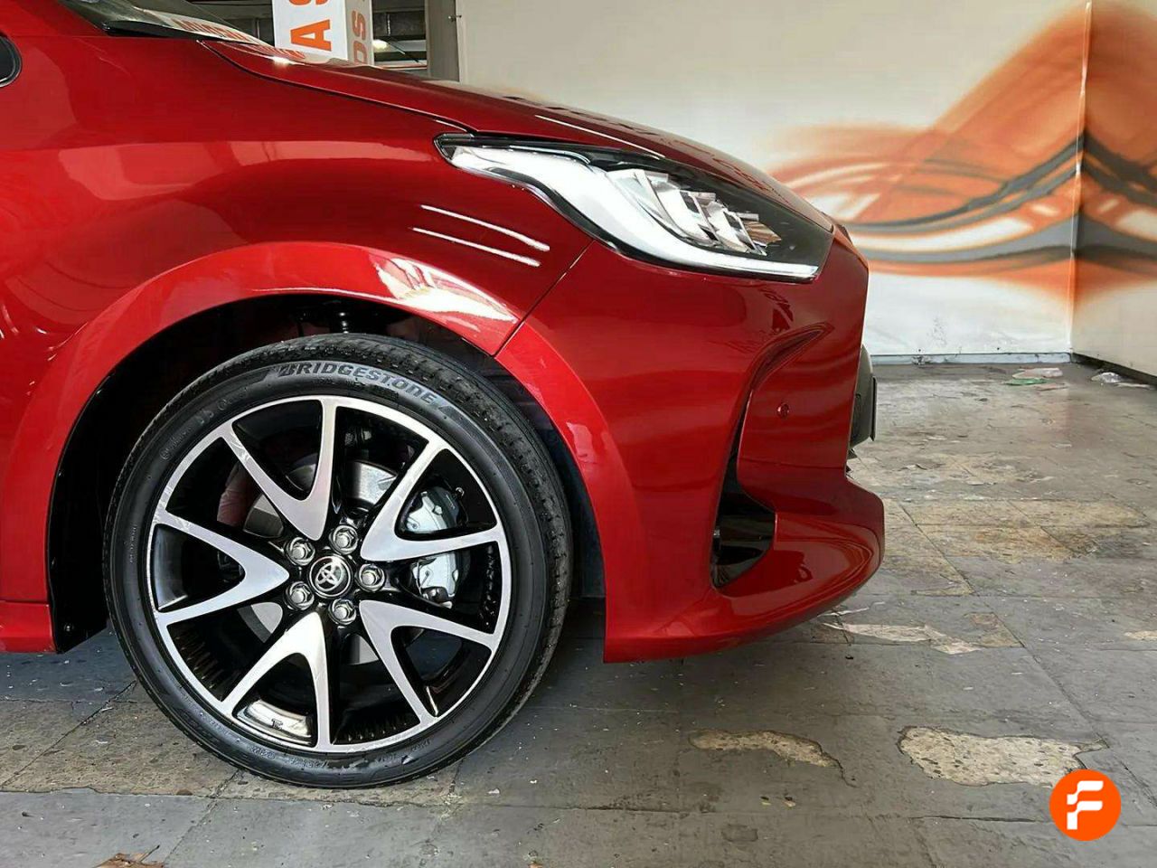 Foto Toyota Yaris 24