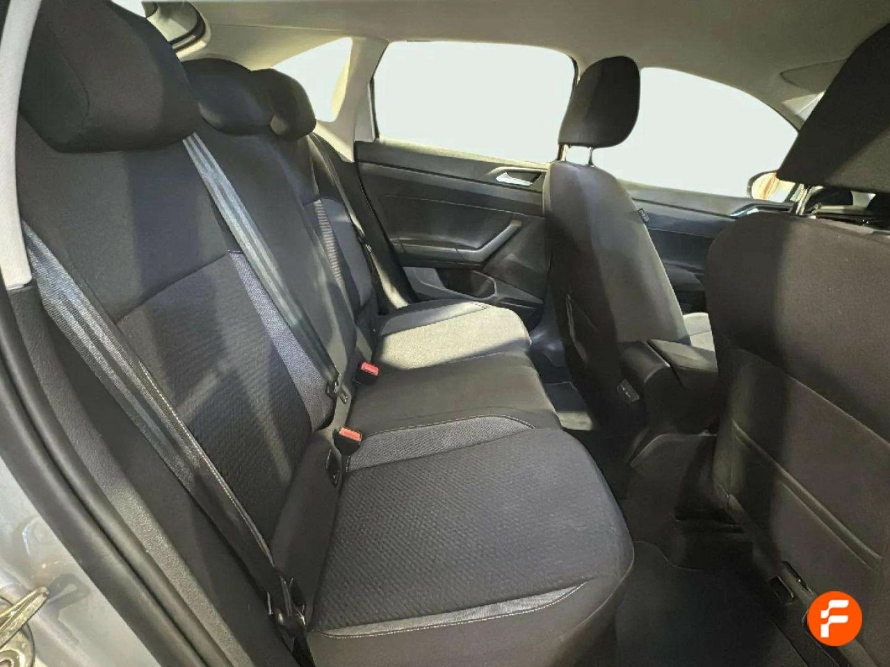Foto Volkswagen Taigo 15