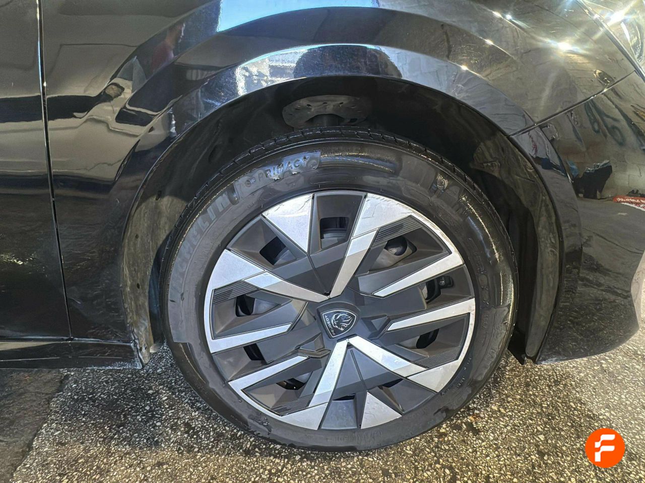 Foto Peugeot 208 18
