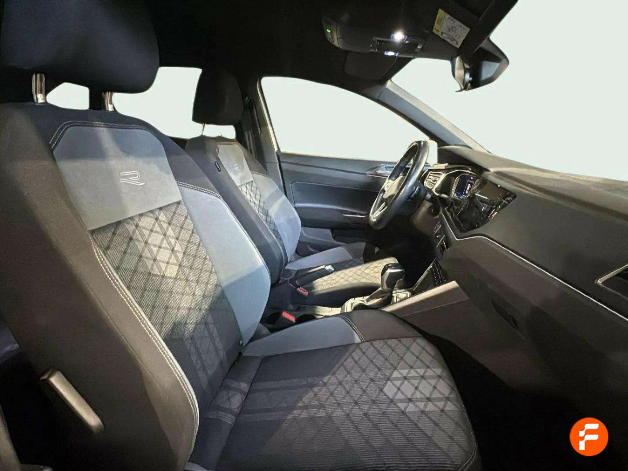 Foto Volkswagen Taigo 14