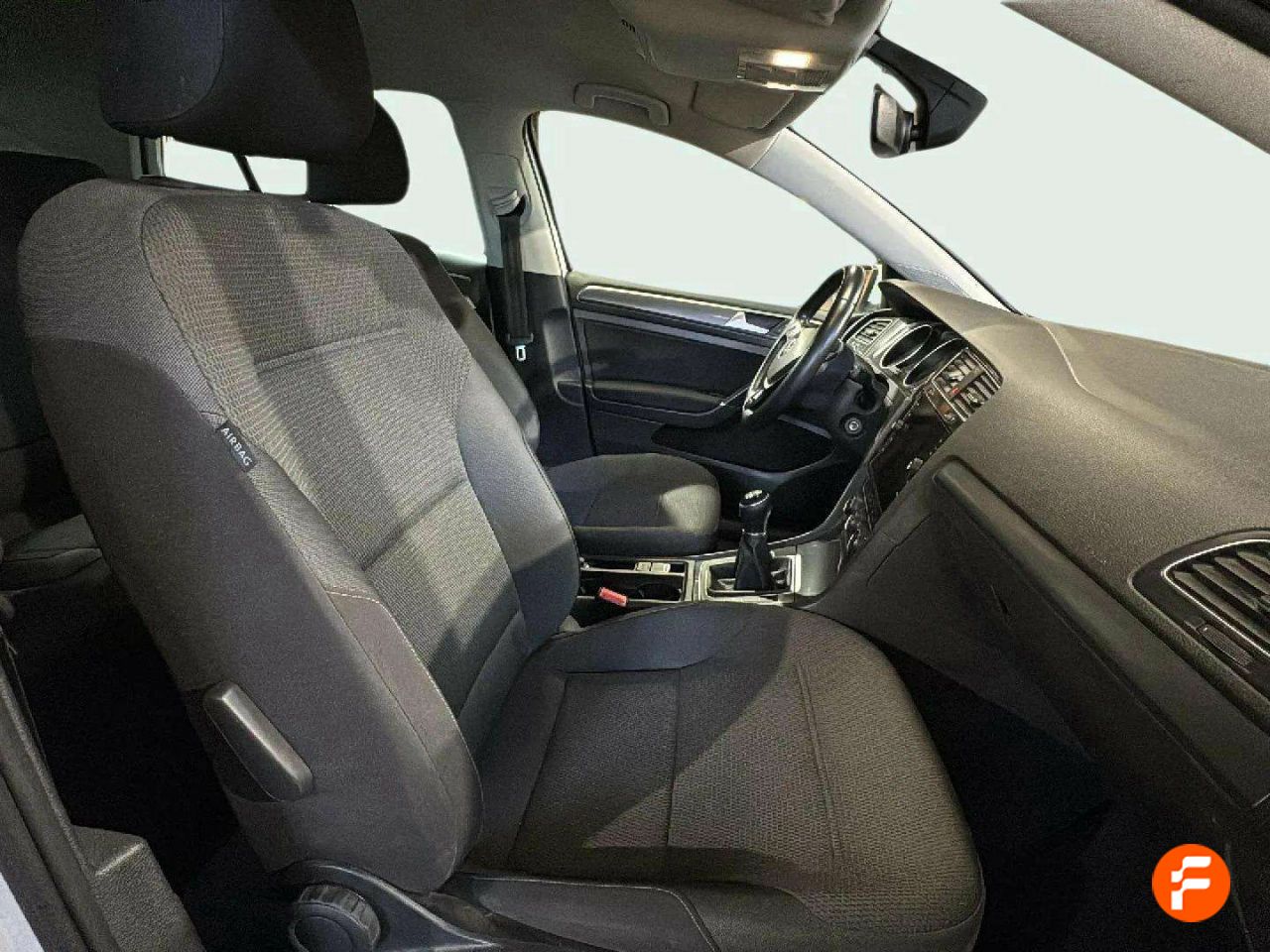 Foto Volkswagen Golf 14