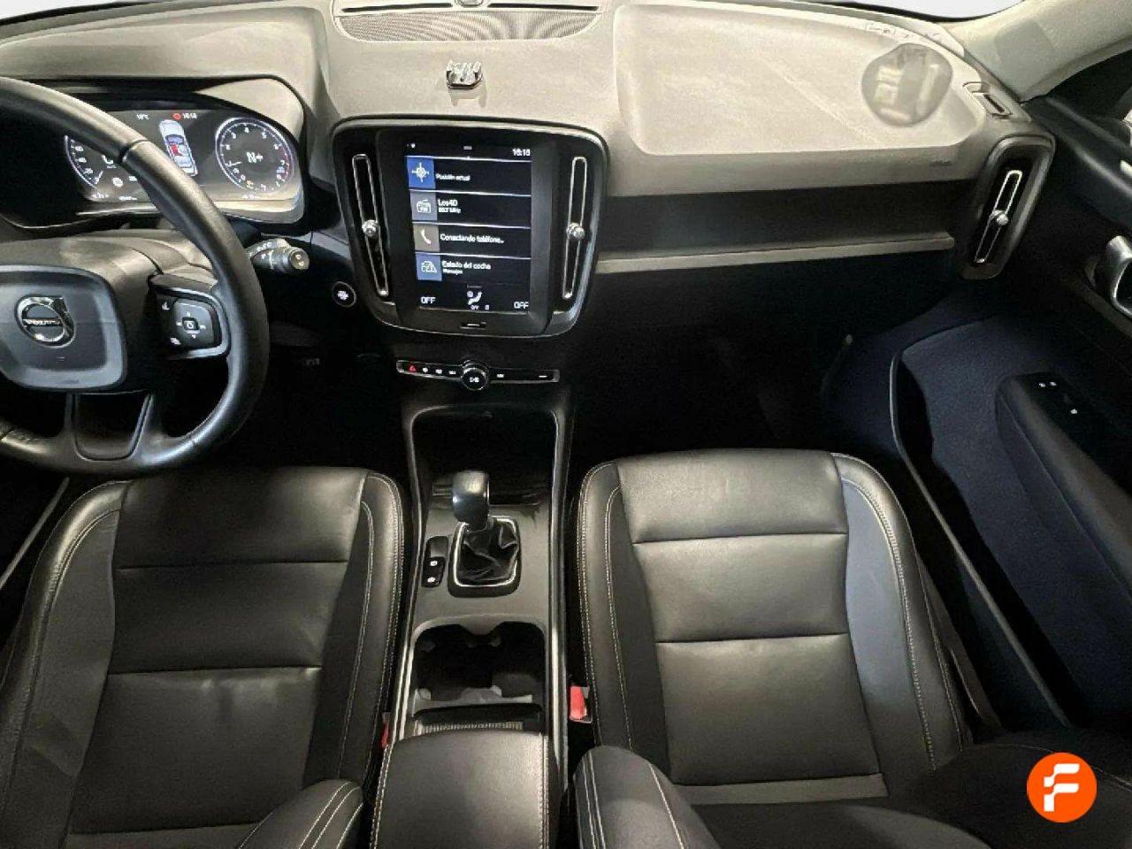 Foto Volvo XC40 11