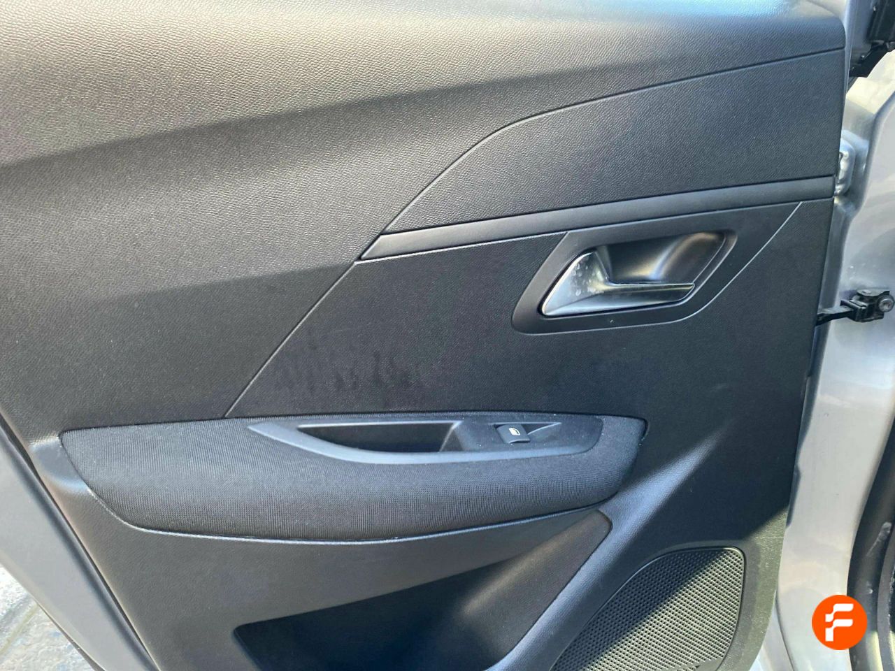 Foto Peugeot 208 25