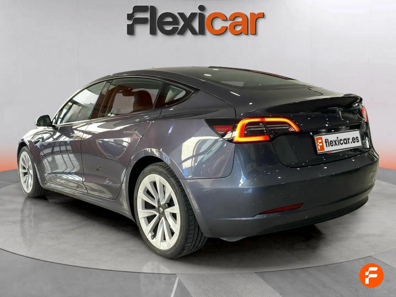 Foto Tesla Model 3 5
