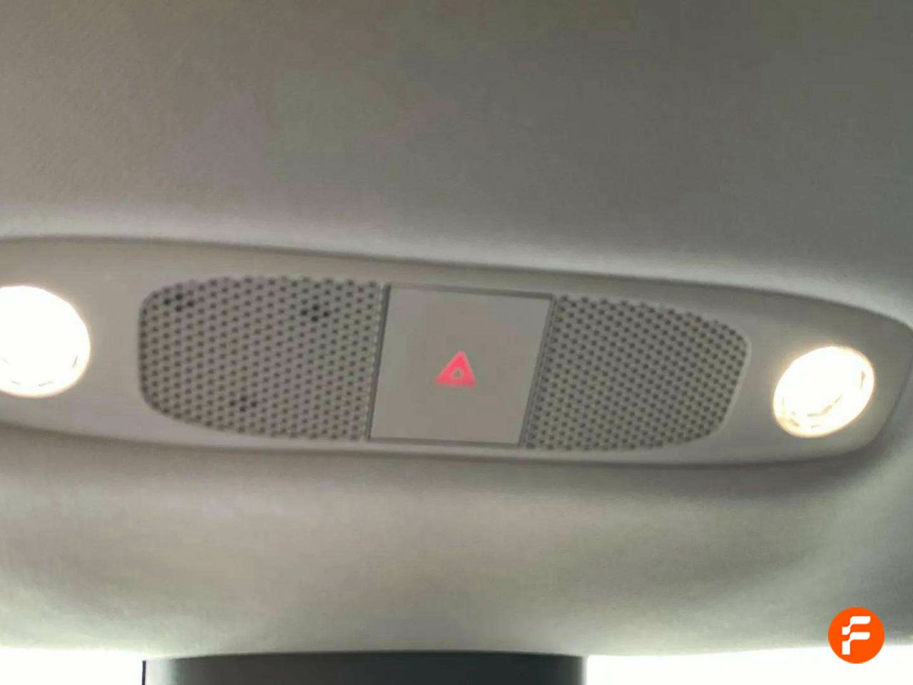 Foto Tesla Model 3 28