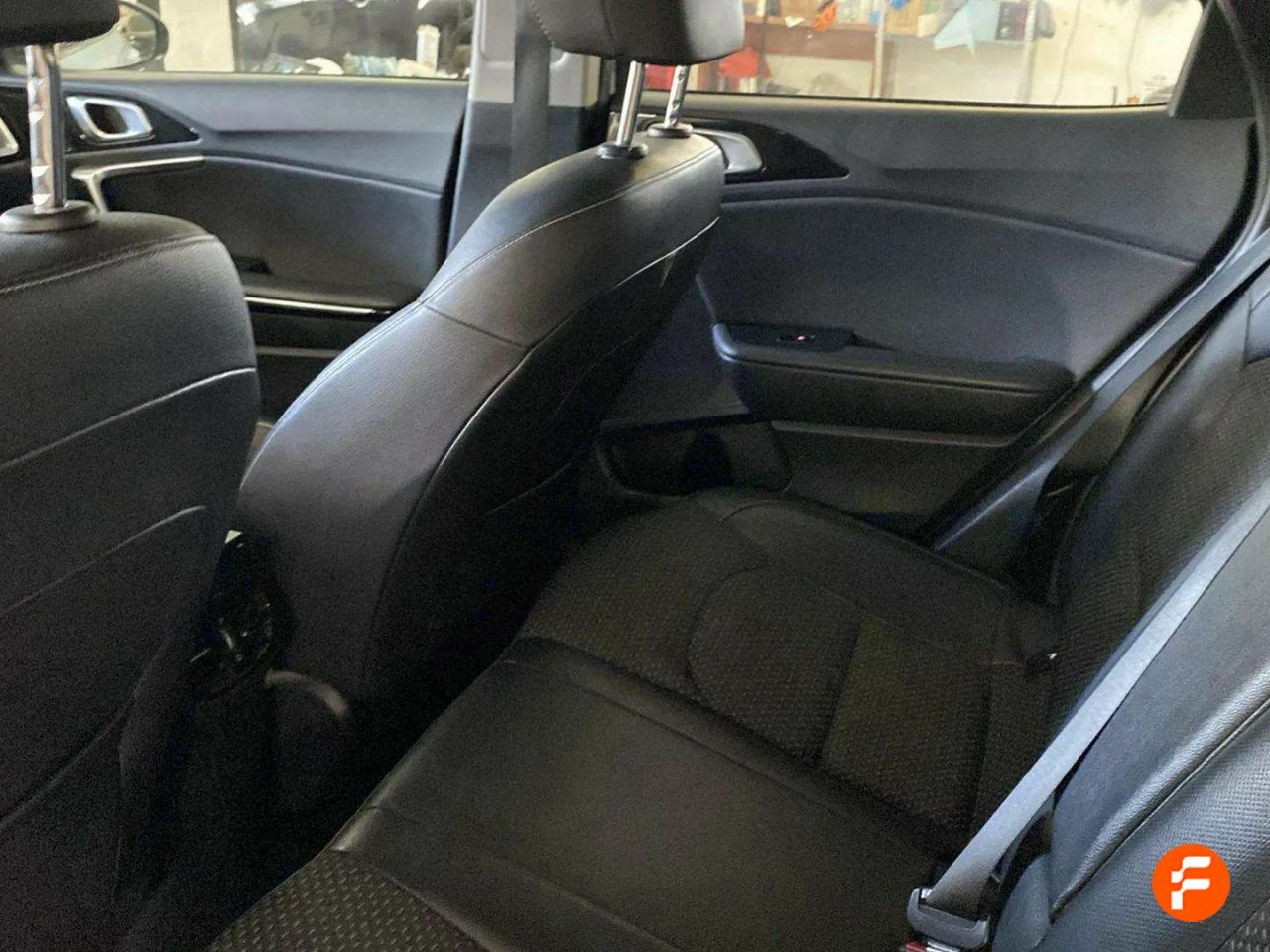 Foto Kia XCeed 11