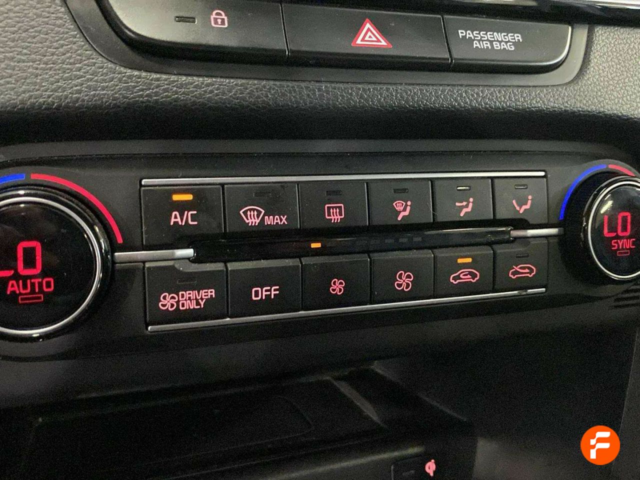 Foto Kia XCeed 14