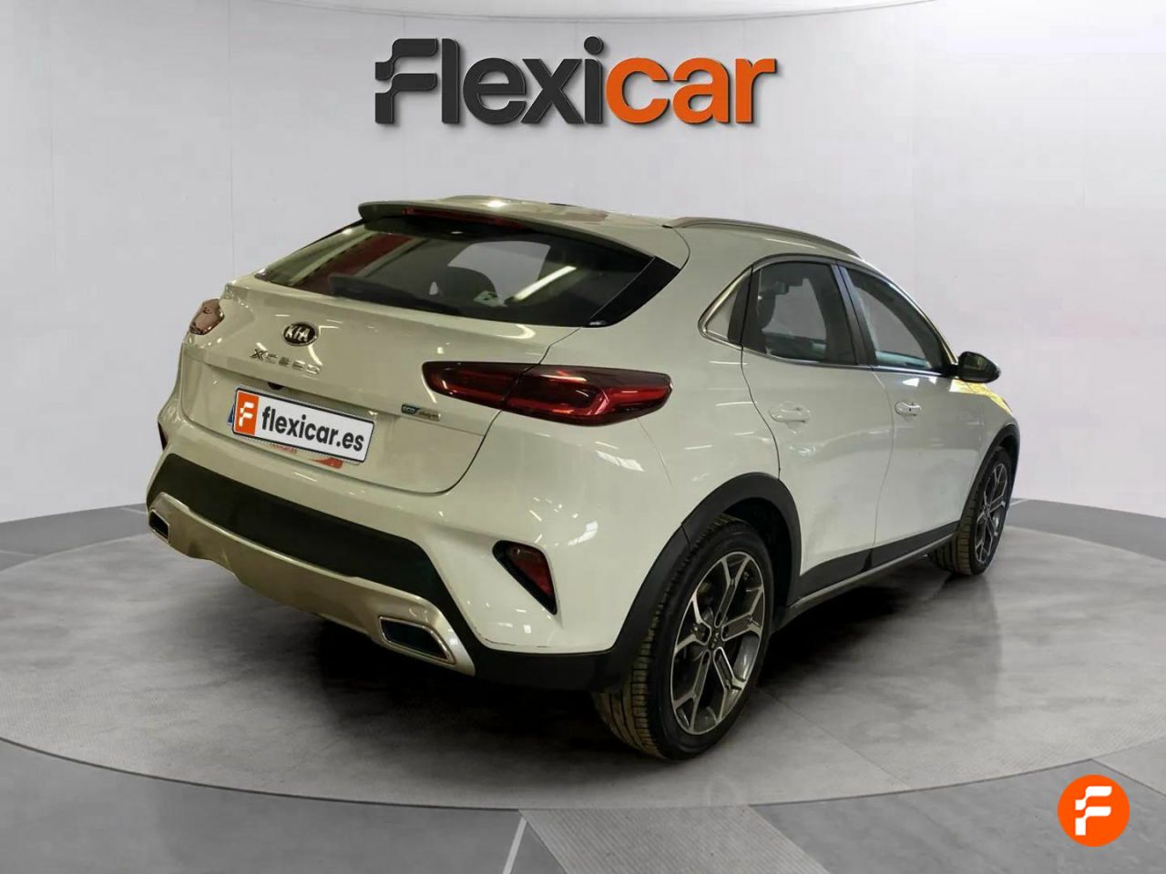 Foto Kia XCeed 28