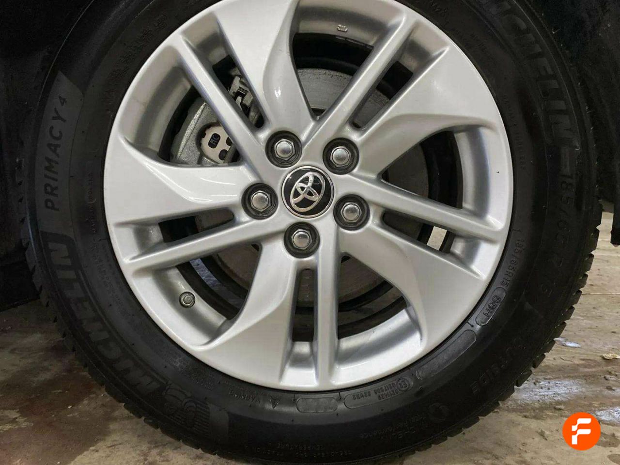 Foto Toyota Yaris 11