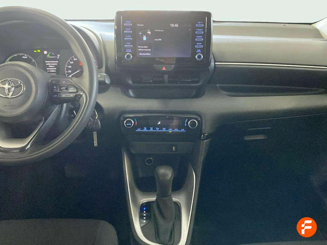 Foto Toyota Yaris 12