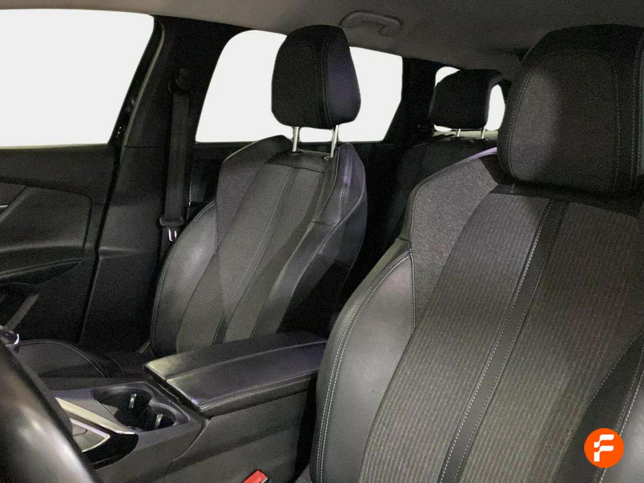 Foto Peugeot 5008 14