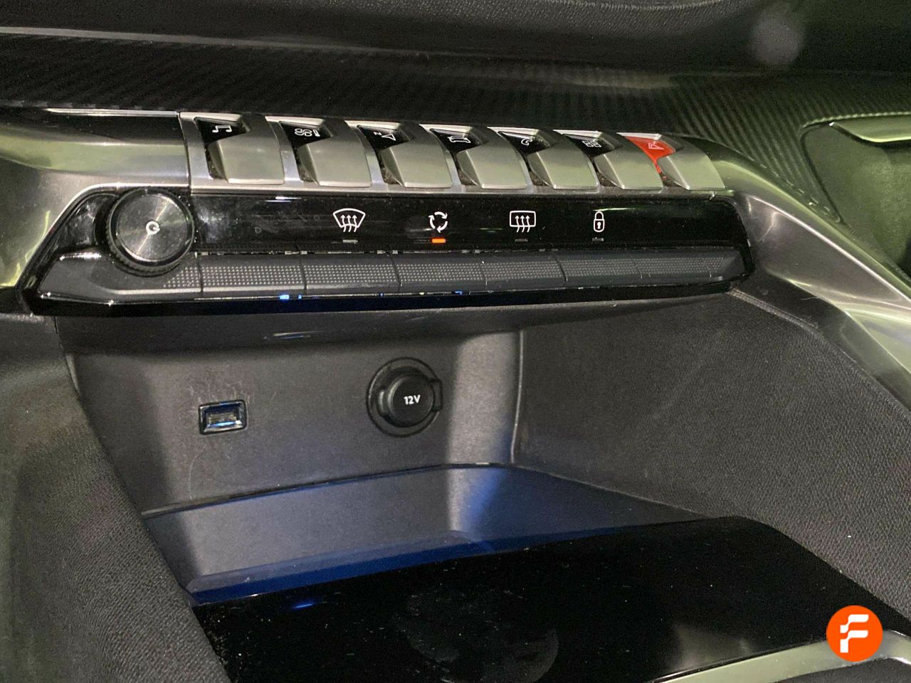 Foto Peugeot 5008 26