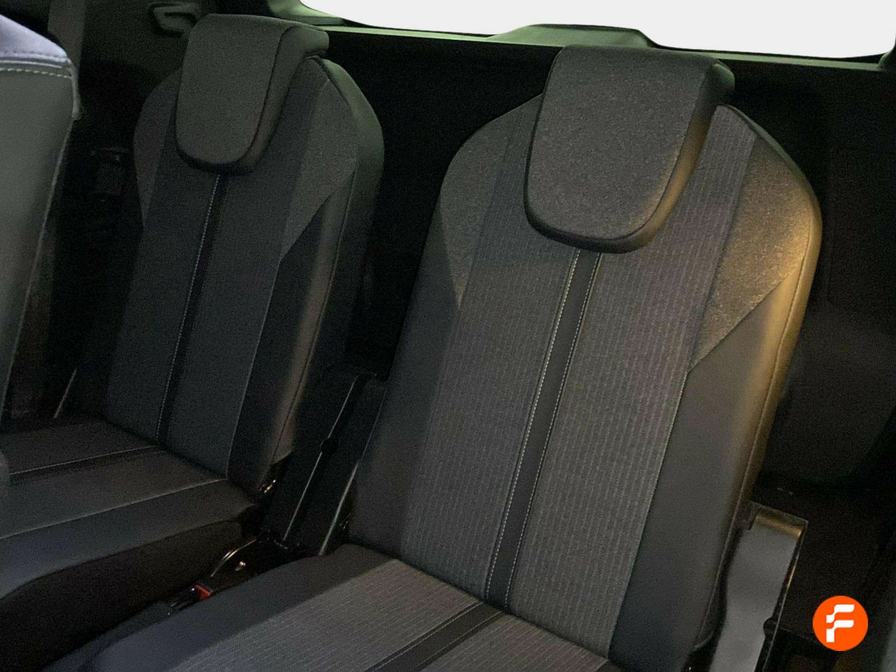 Foto Peugeot 5008 32