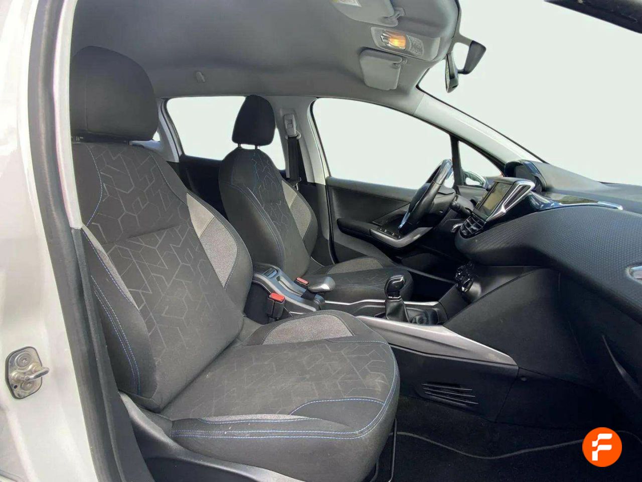 Foto Peugeot 2008 14