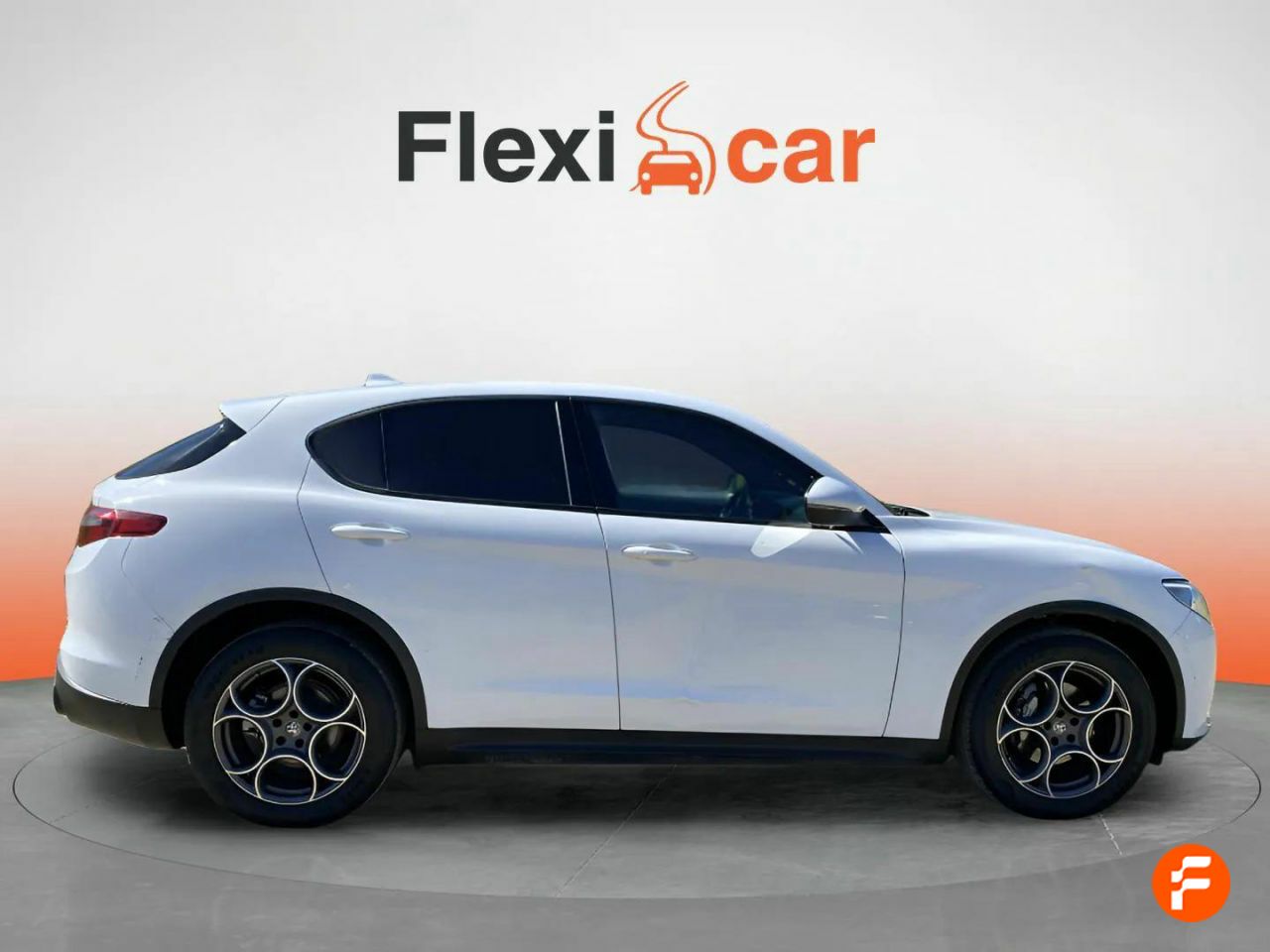 Foto Alfa Romeo Stelvio 8