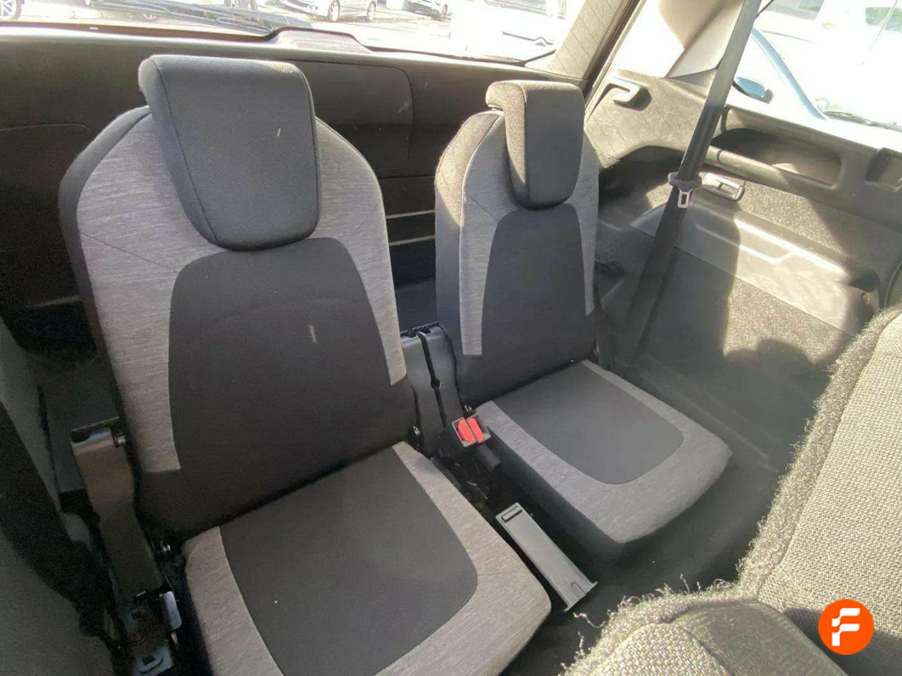 Foto Citroën Grand C4 SpaceTourer 21