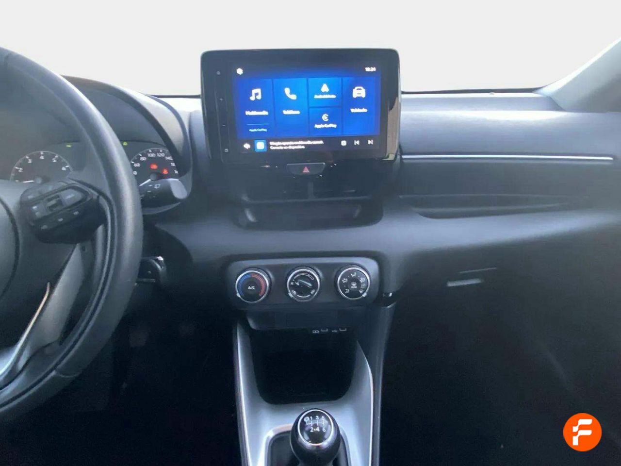 Foto Toyota Yaris 11
