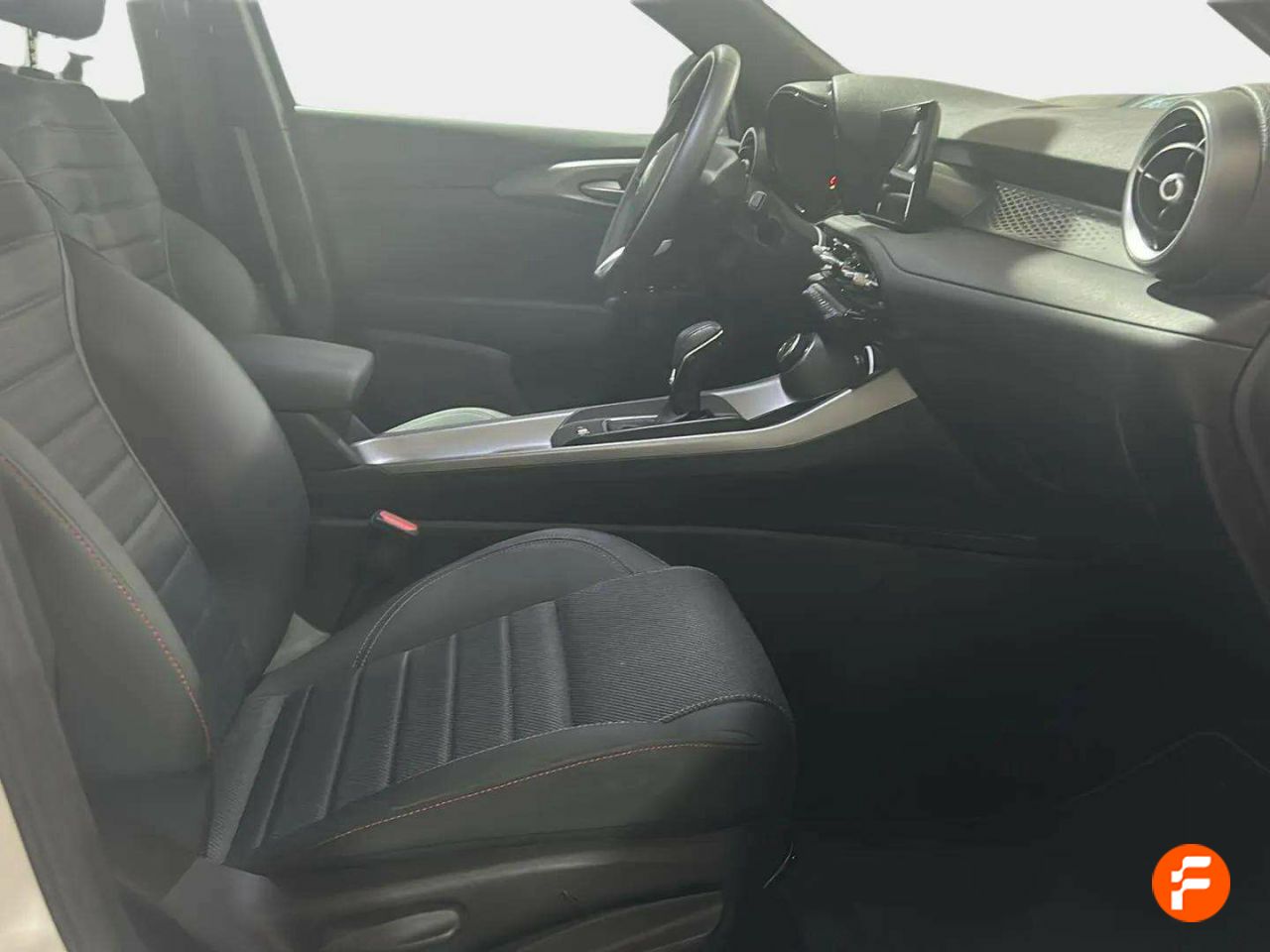 Foto Alfa Romeo Tonale 12