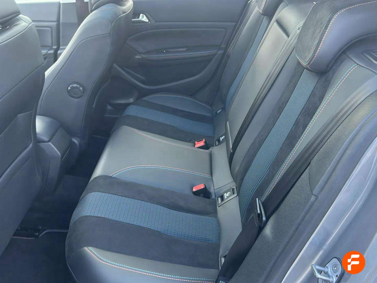 Foto Peugeot 308 30