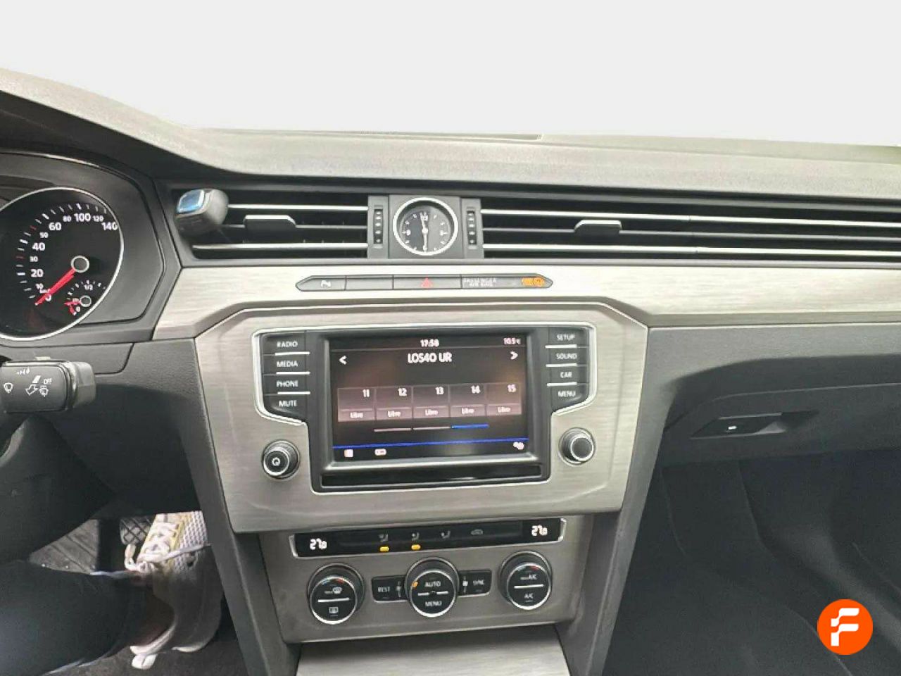 Foto Volkswagen Passat 17