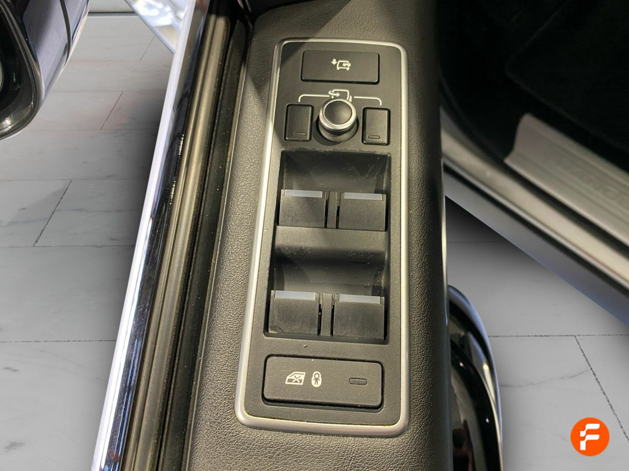 Foto Land-Rover Range Rover 21