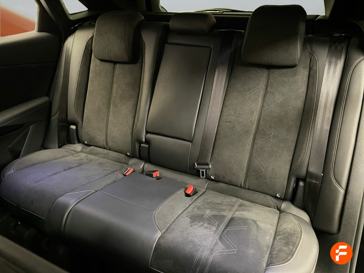 Foto DS Automobiles DS 7 15