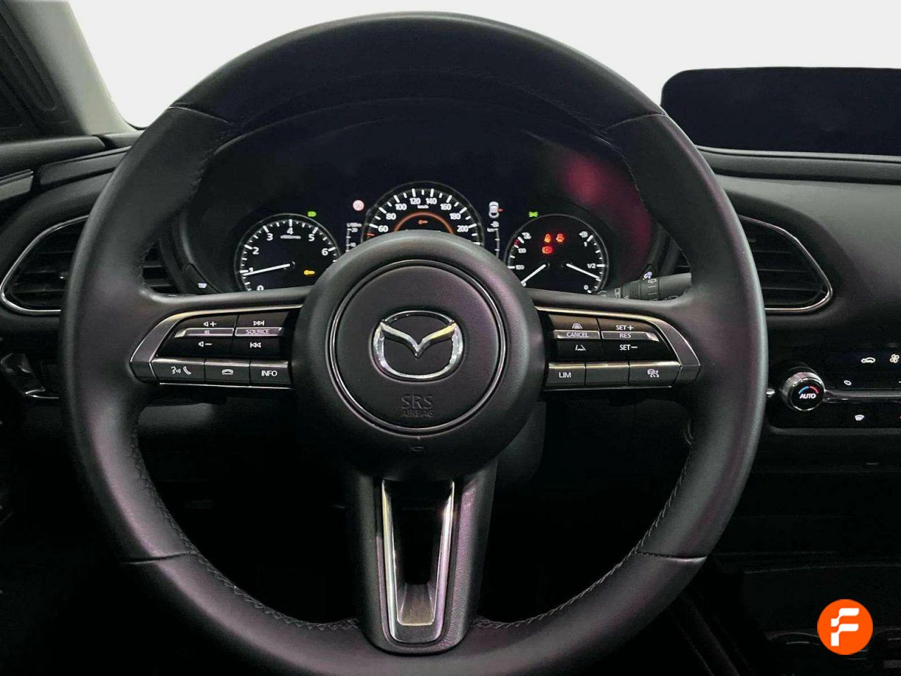 Foto Mazda CX-30 18
