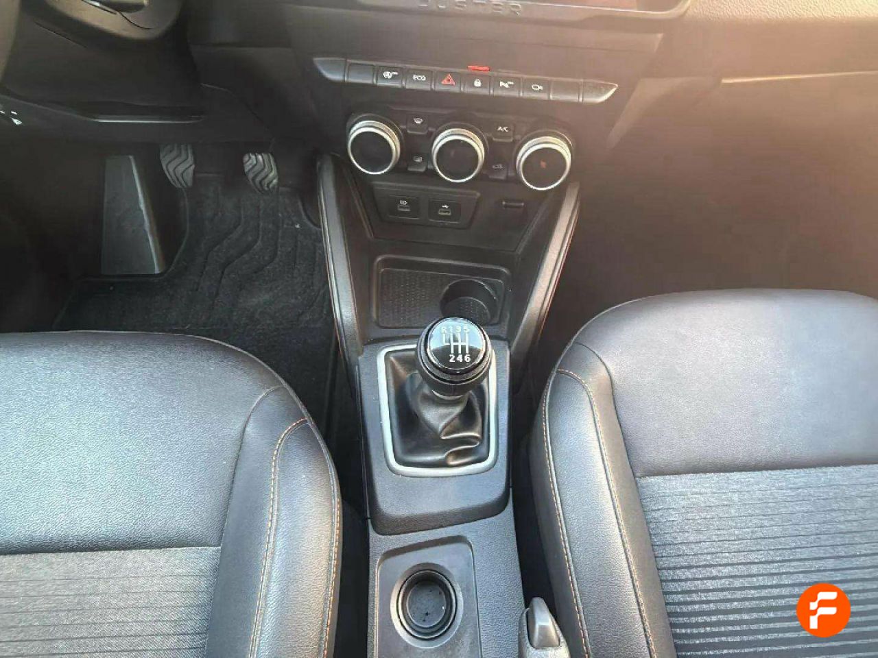 Foto Dacia Duster 14