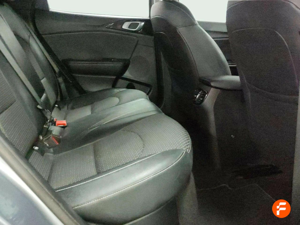 Foto Kia XCeed 14