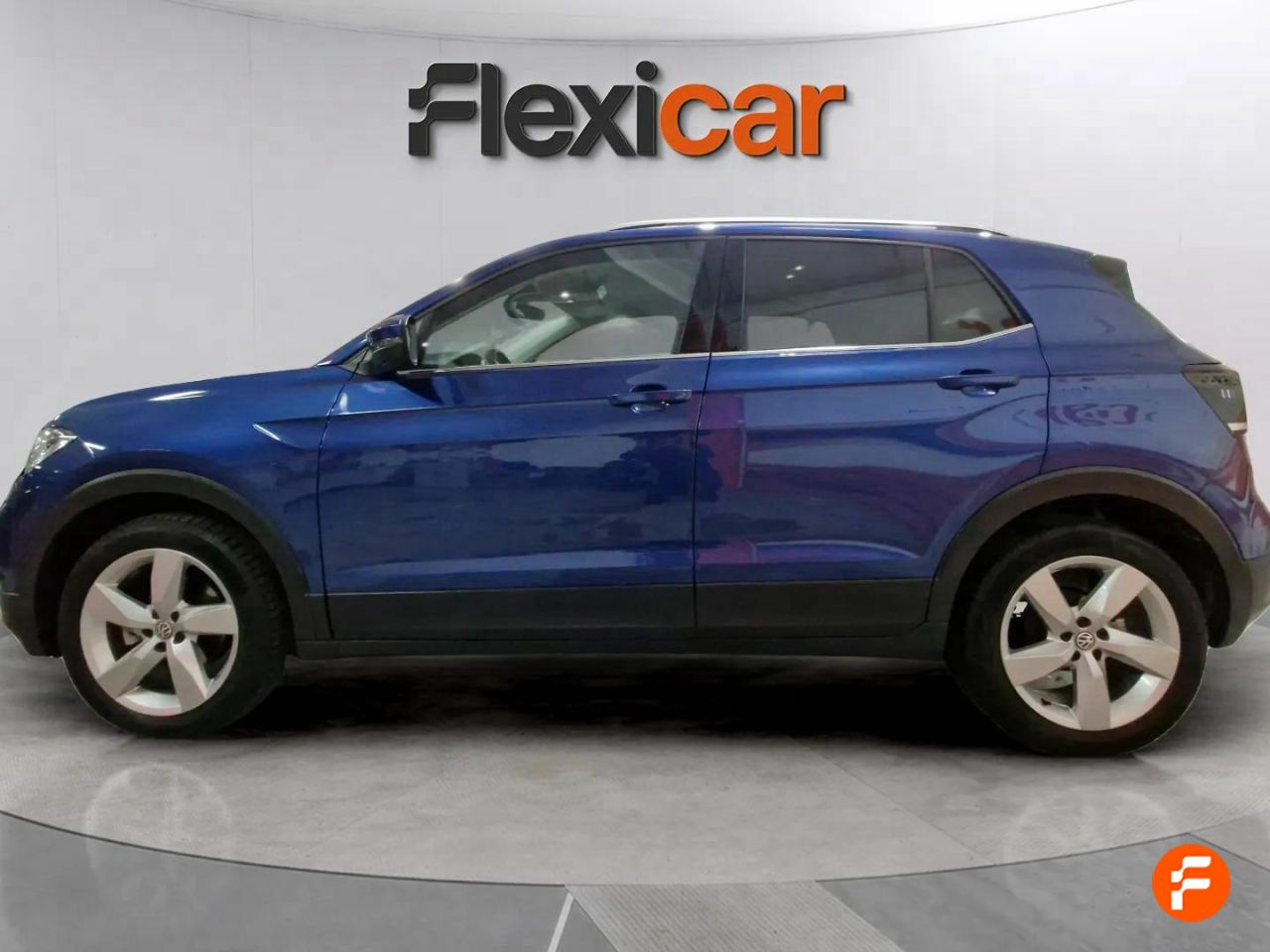 Foto Volkswagen T-Cross 4