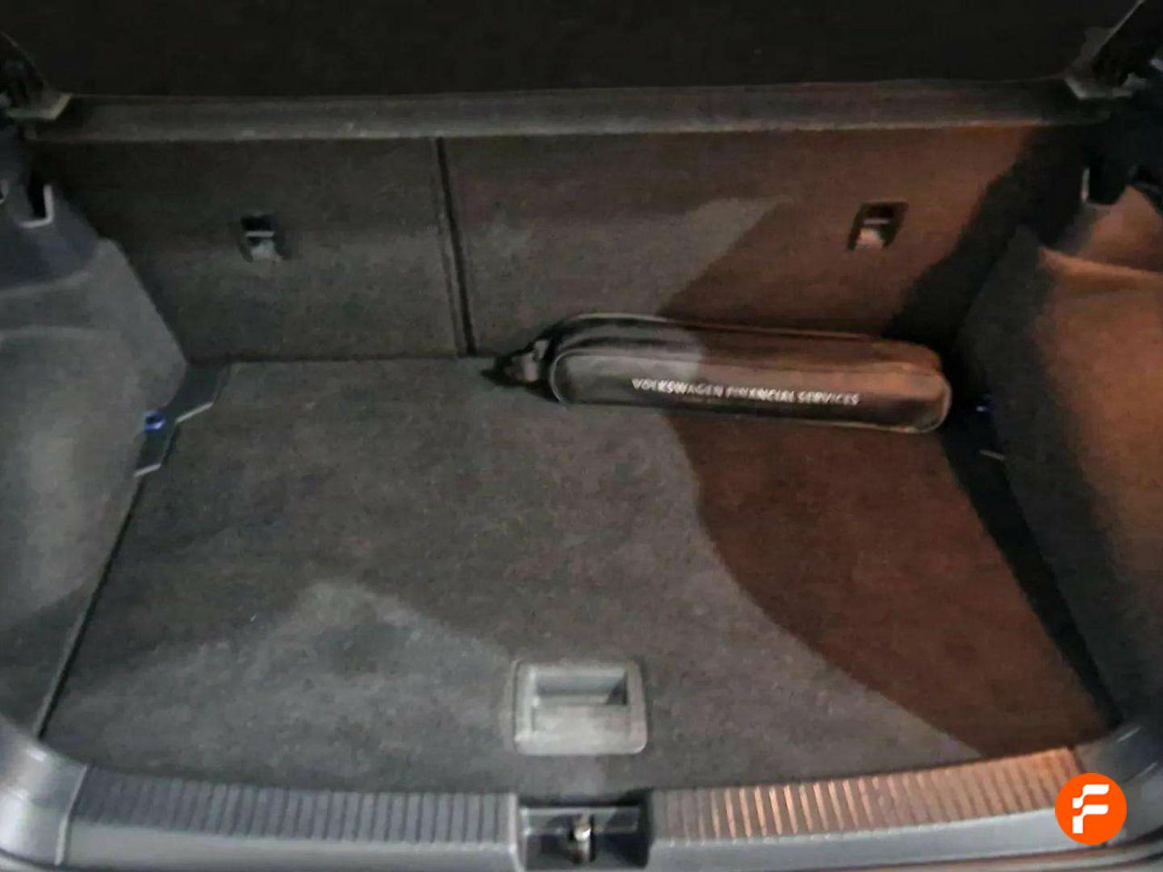 Foto Volkswagen T-Cross 11
