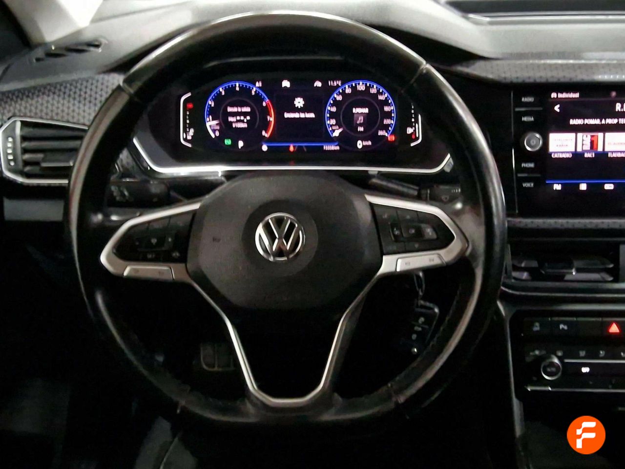 Foto Volkswagen T-Cross 18